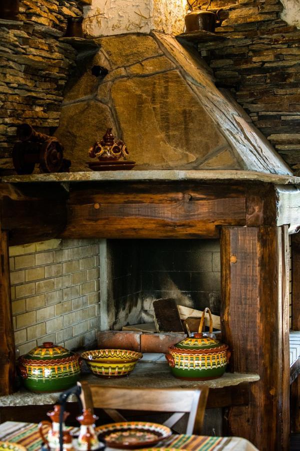 Етно Комплекс "Поп Грую Бански" Banya  المظهر الخارجي الصورة